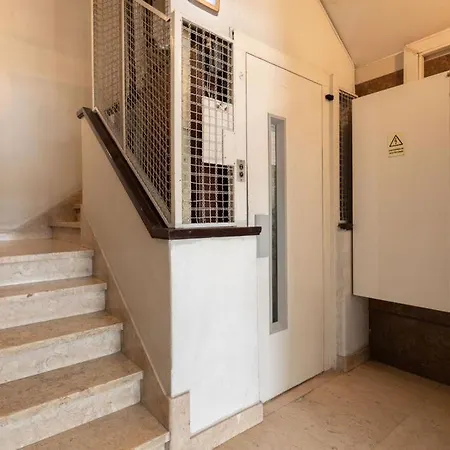 Apartment Center With Elevator Your Office Inlisbon *