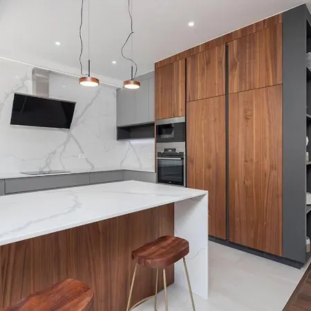 Center With Elevator Your Office Inlisbon Лиссабон