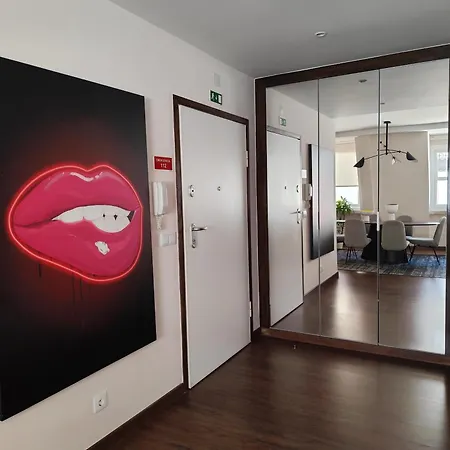 Center With Elevator Your Office Inlisbon Appartamento